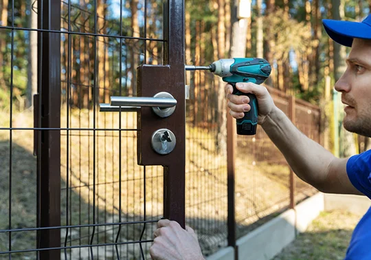 Fence and Gate Repairs in West Lake Hills